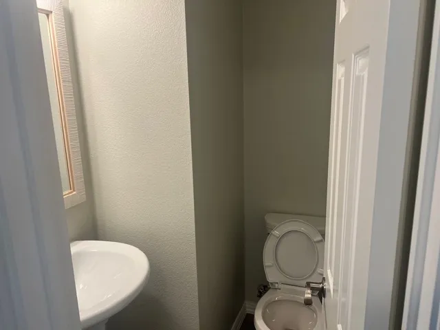 17411 Valentine Drive Round Rock, TX 78664