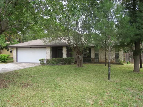 3413 Rocky Hollow Trail