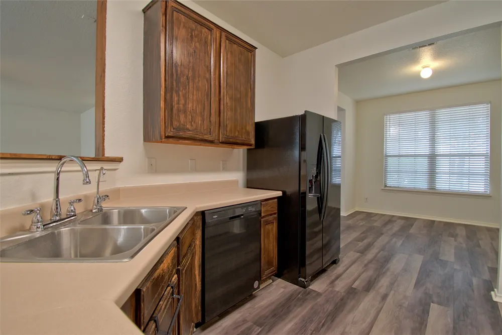 711 Abundance Lane Kyle, TX 78640