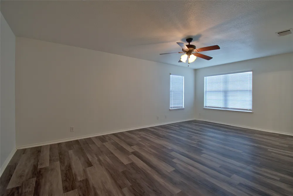 711 Abundance Lane Kyle, TX 78640