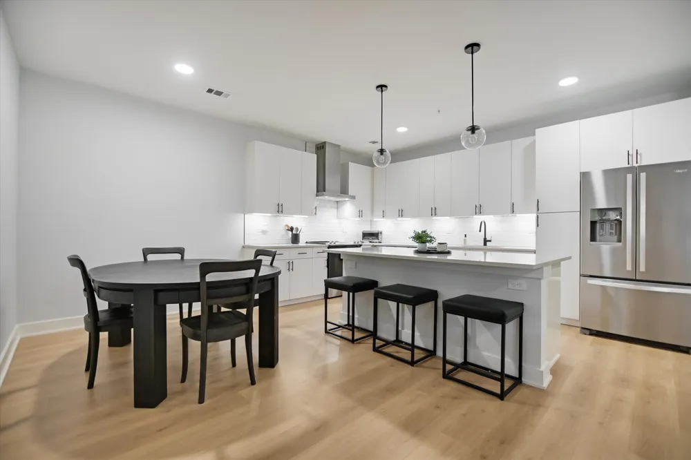 3101 Govalle Avenue #207 Austin, TX 78702