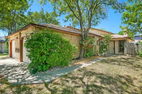 740 Simonetti Drive #A