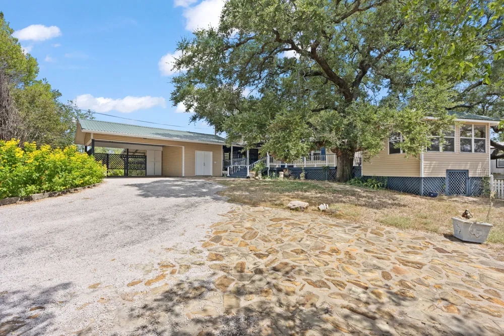 2011 County Road 118 Road Burnet, TX 78611