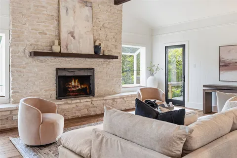 816 Terrace Mountain Drive