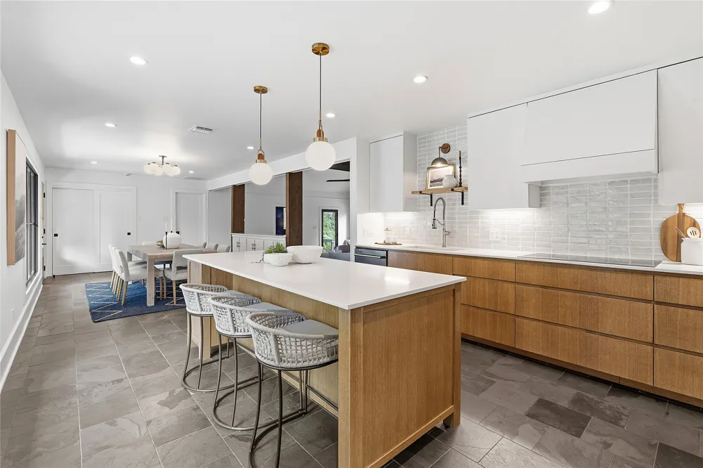 816 Terrace Mountain Drive West Lake Hills, TX 78746