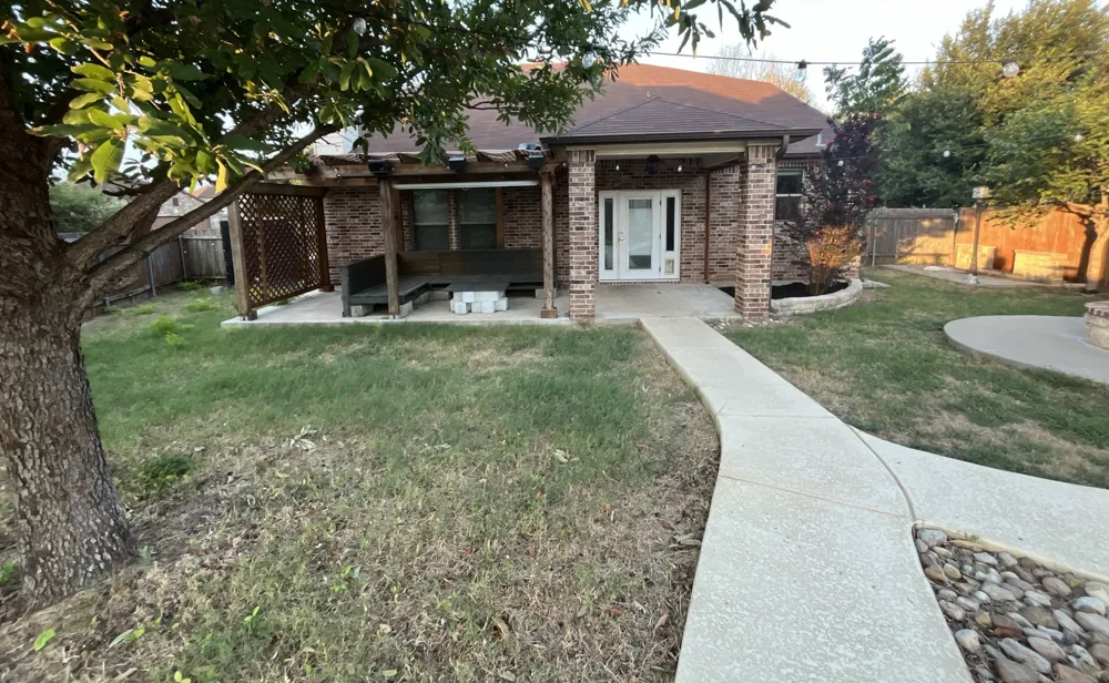 913 Water Hyacinth Loop Leander, TX 78641