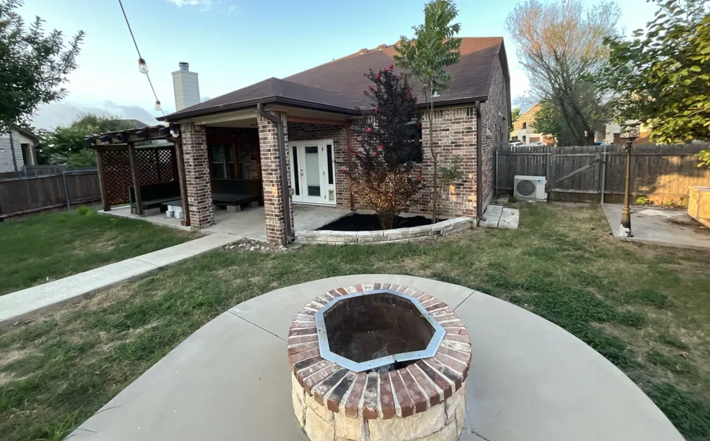 913 Water Hyacinth Loop Leander, TX 78641