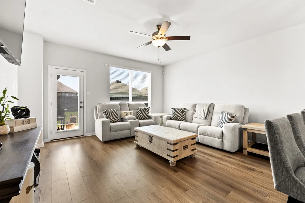 242 Boatright Boulevard Jarrell, TX 76537