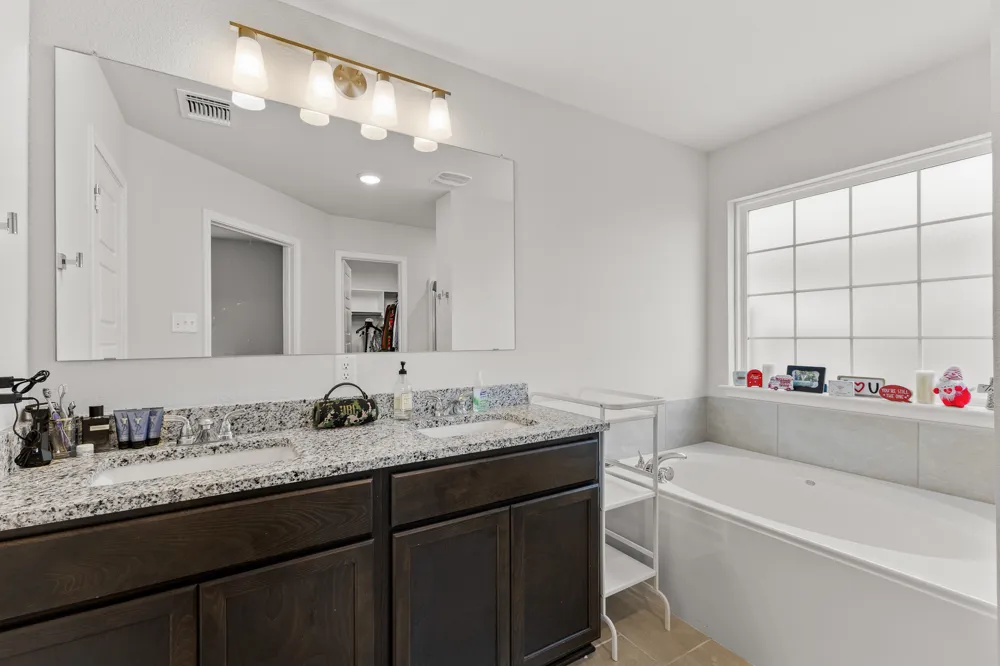 242 Boatright Boulevard Jarrell, TX 76537
