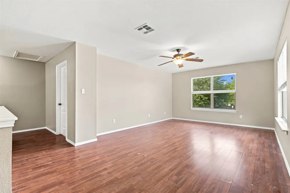 4005 Big Bend Trail Taylor, TX 76574