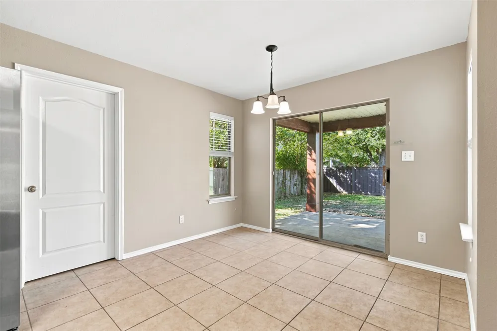 4005 Big Bend Trail Taylor, TX 76574
