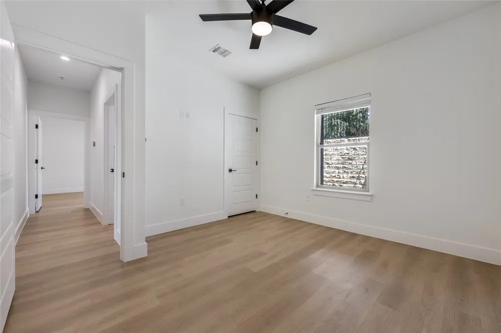 20202 Lincoln Cove Lago Vista, TX 78645