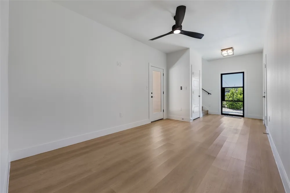 20202 Lincoln Cove Lago Vista, TX 78645
