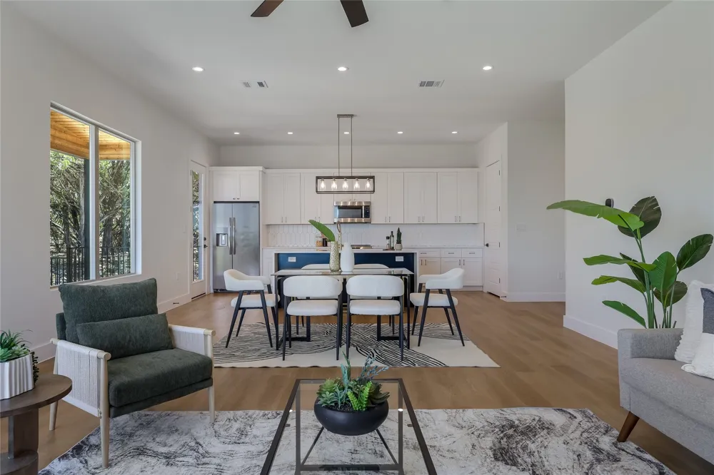 20202 Lincoln Cove Lago Vista, TX 78645