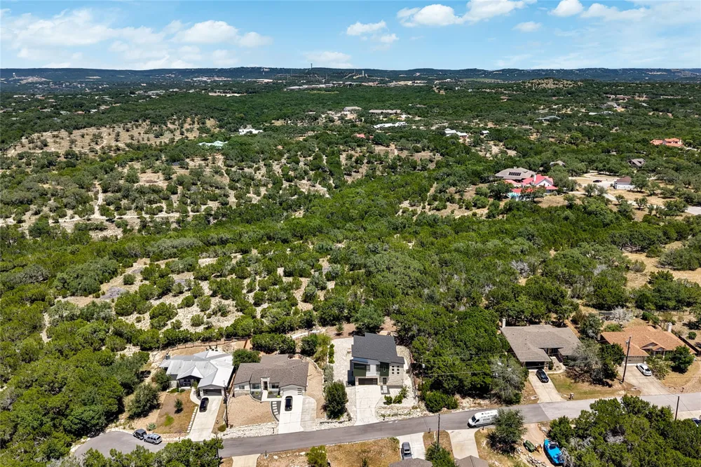 20202 Lincoln Cove Lago Vista, TX 78645