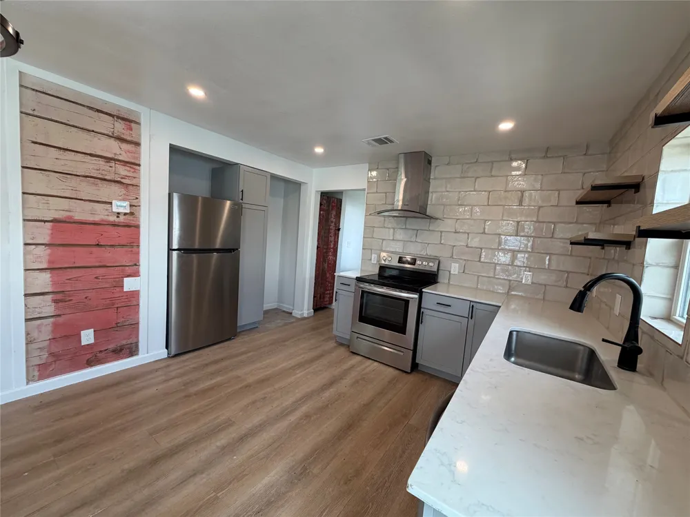 1209 Pine Street Bastrop, TX 78602