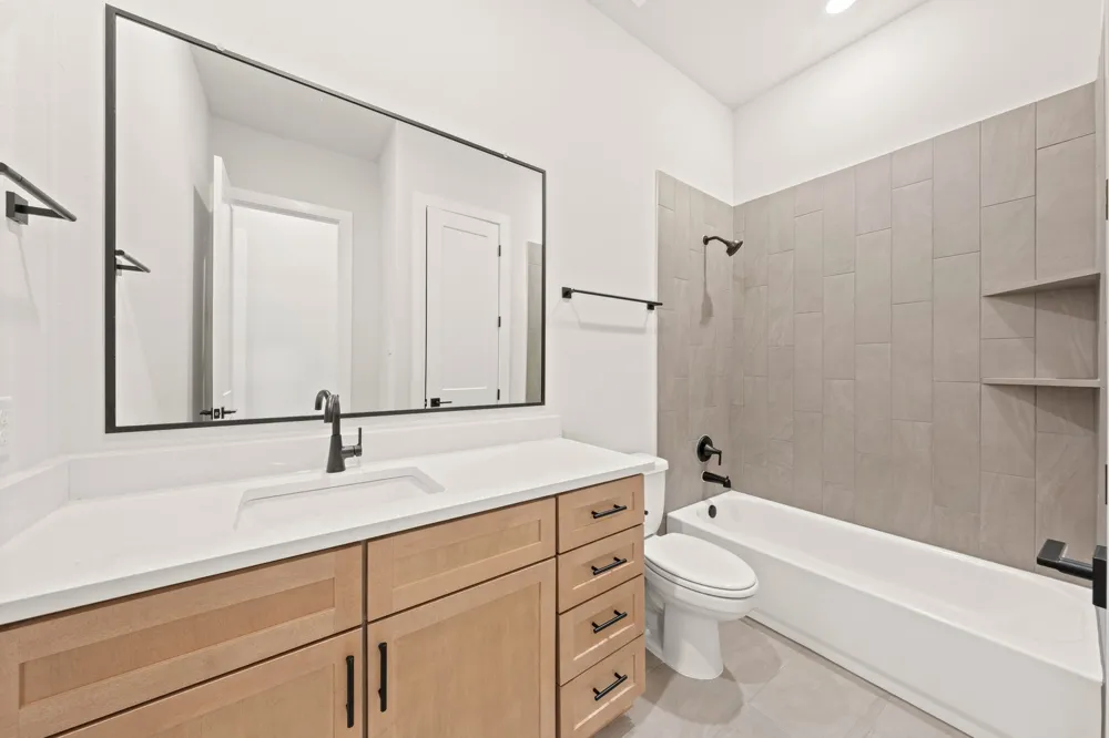 309 East Luna Blue Lane Jarrell, TX 76537