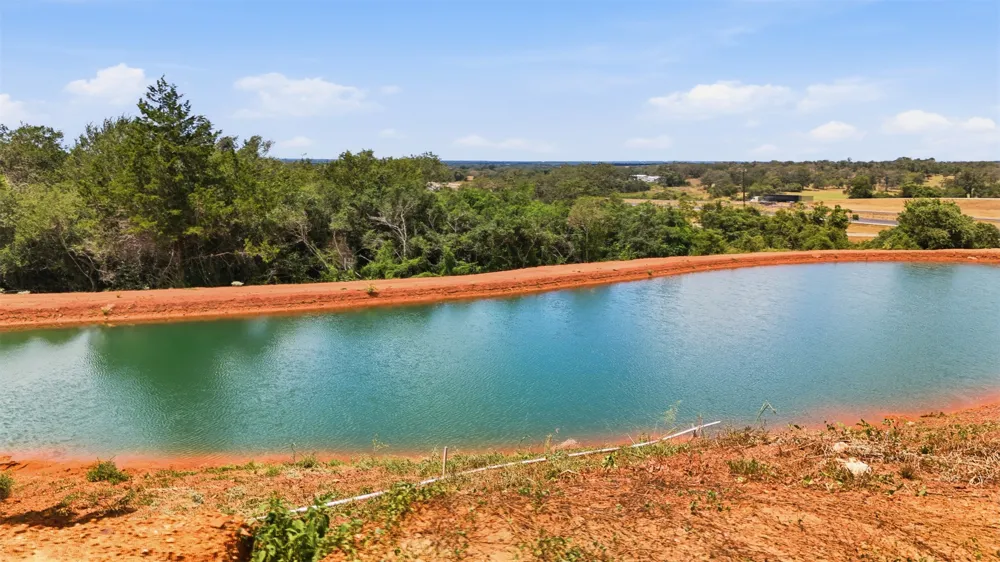 22187 Interstate 10 Luling, TX 78648