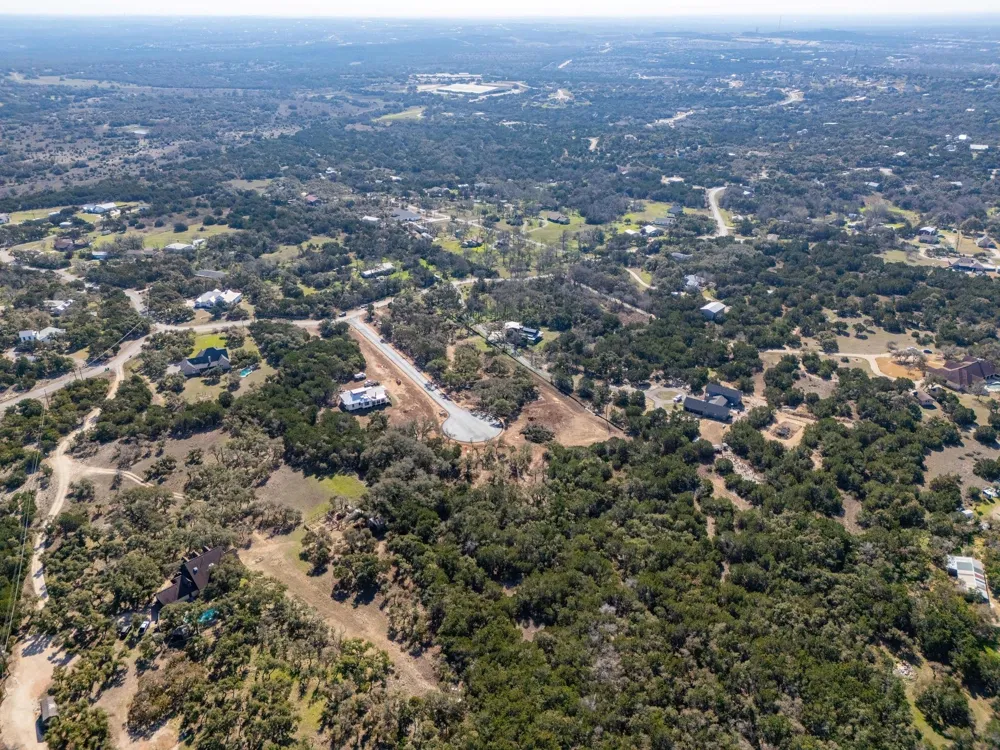6 Spring Oak Drive Dripping Springs, TX 78620