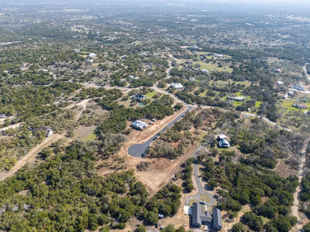 6 Spring Oak Drive Dripping Springs, TX 78620