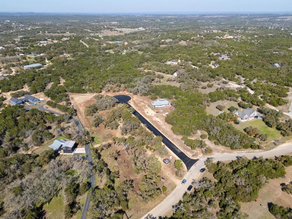6 Spring Oak Drive Dripping Springs, TX 78620