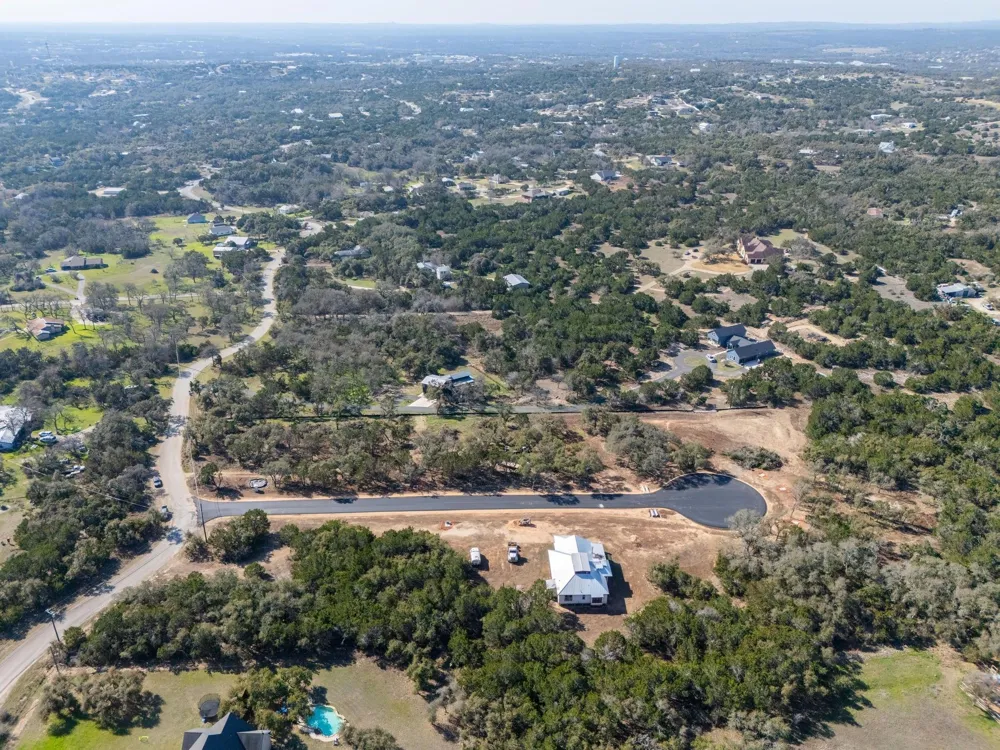 6 Spring Oak Drive Dripping Springs, TX 78620
