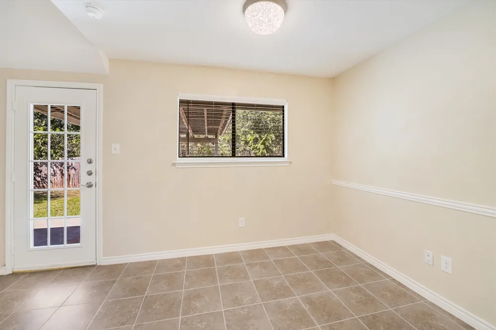 6808 Luckenbach Lane Austin, TX 78729