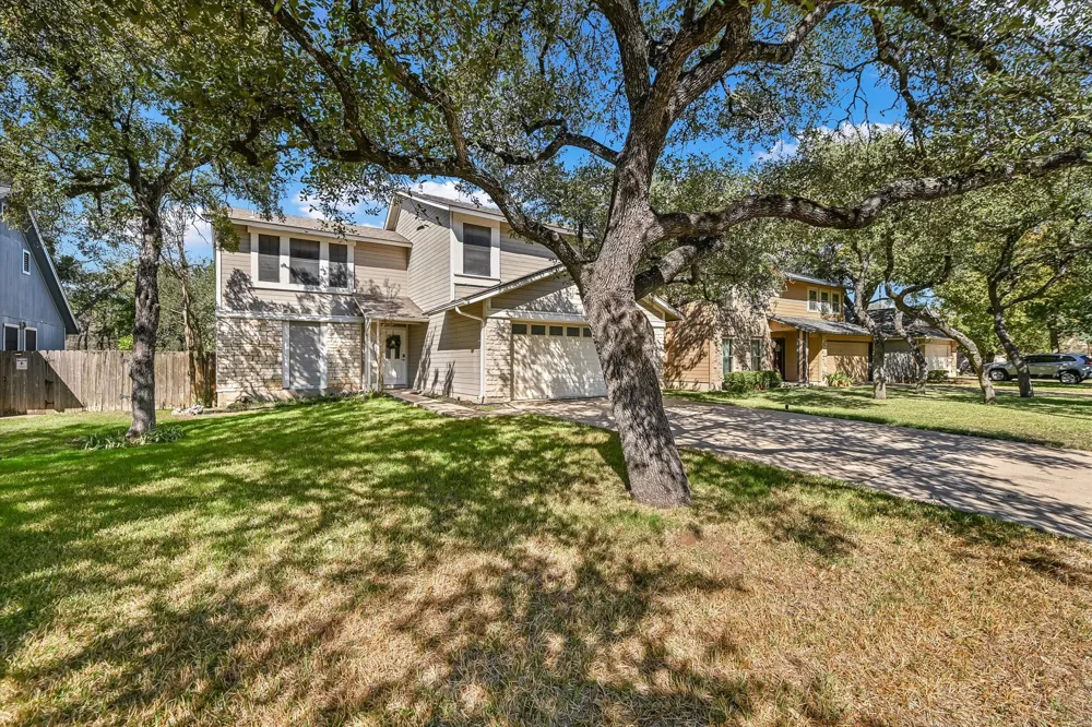 6808 Luckenbach Lane Austin, TX 78729