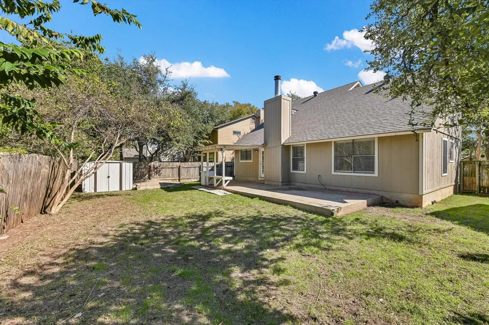6808 Luckenbach Lane Austin, TX 78729