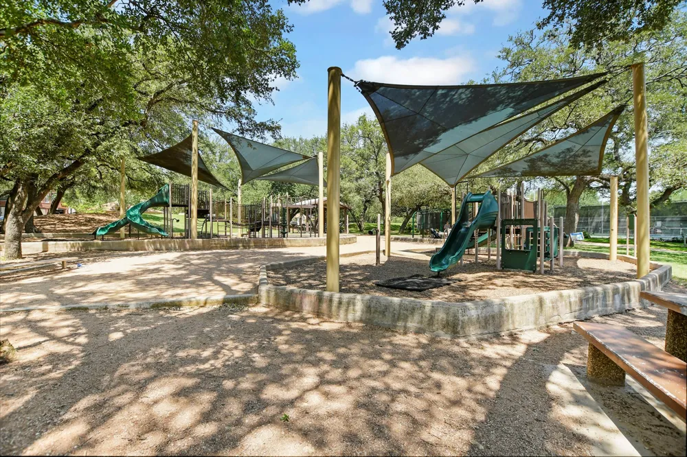 6808 Luckenbach Lane Austin, TX 78729