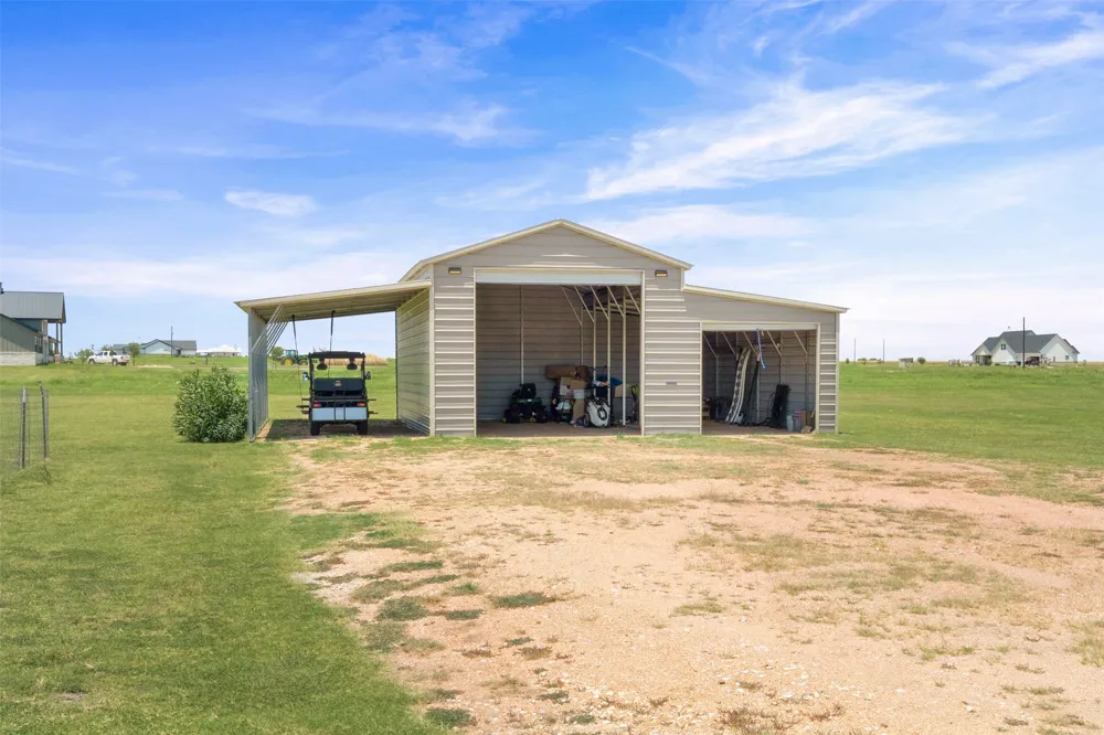 4846 County Road 327 Granger, TX 76530