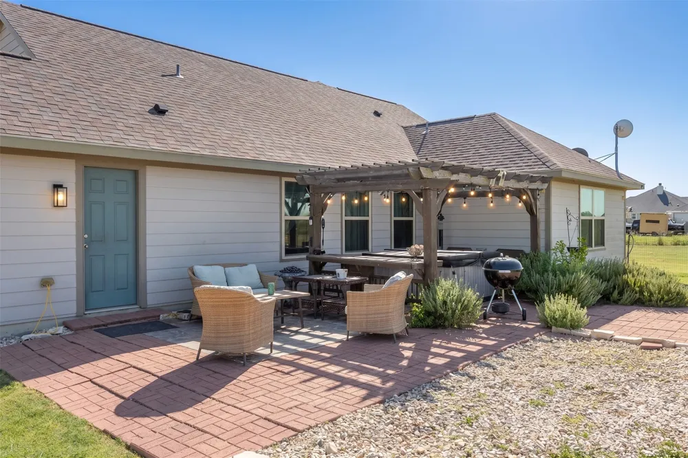 4846 County Road 327 Granger, TX 76530