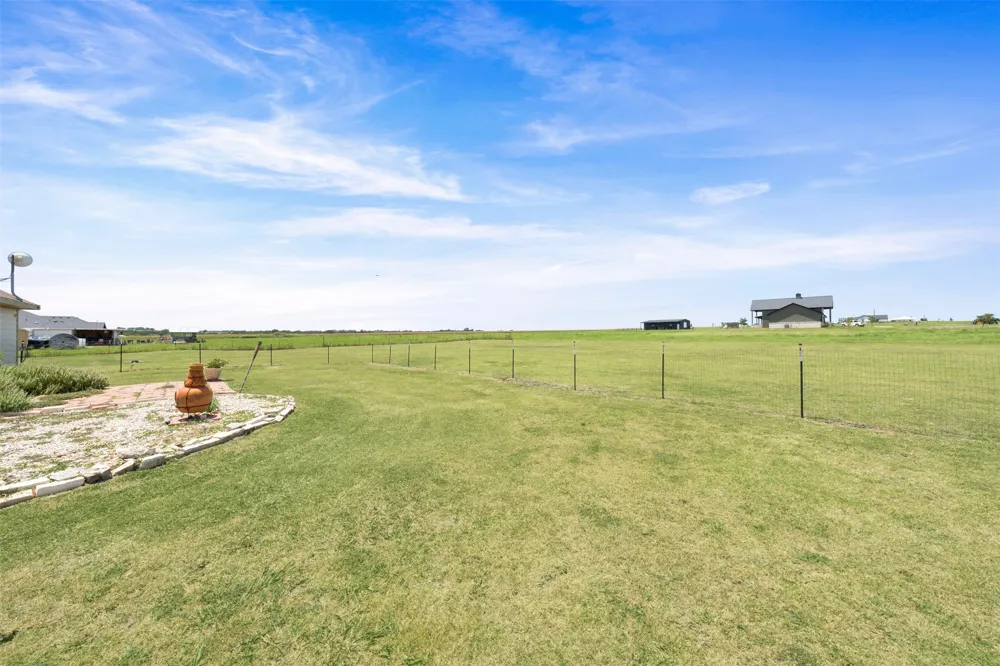4846 County Road 327 Granger, TX 76530