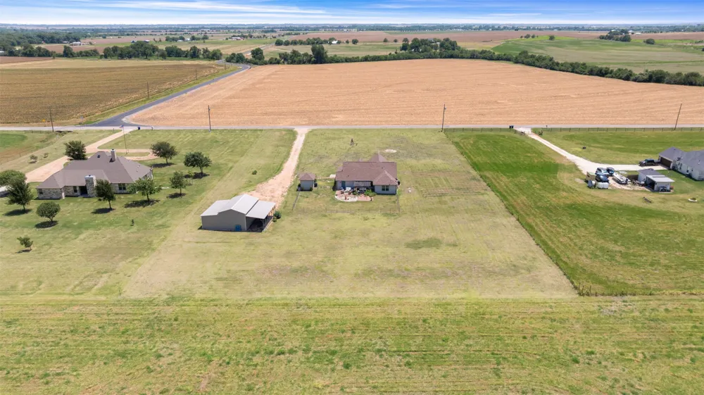4846 County Road 327 Granger, TX 76530