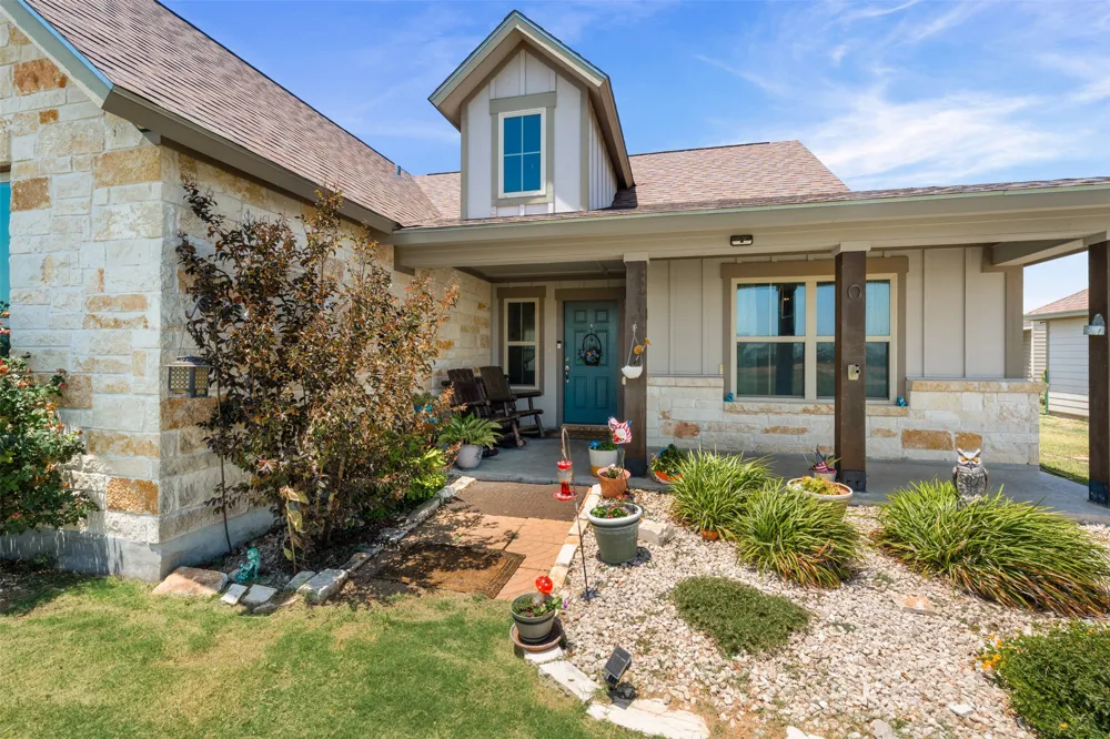 4846 County Road 327 Granger, TX 76530