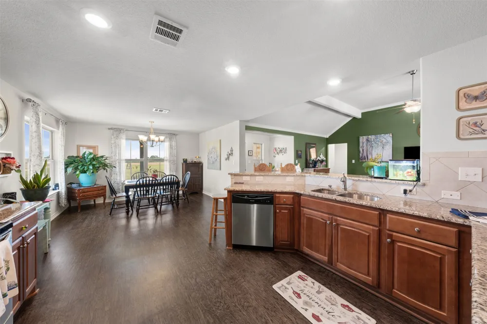 4846 County Road 327 Granger, TX 76530