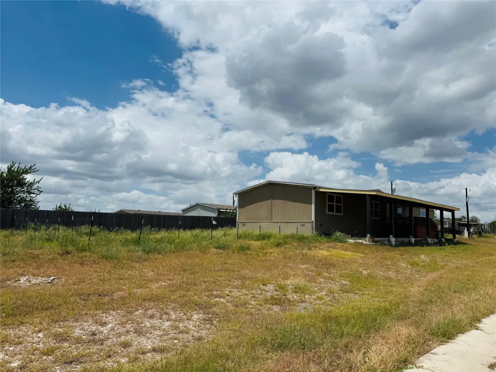 360 Margarita Drive Dale, TX 78616