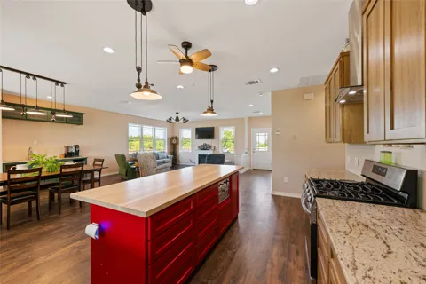 459 E Ridge Lane