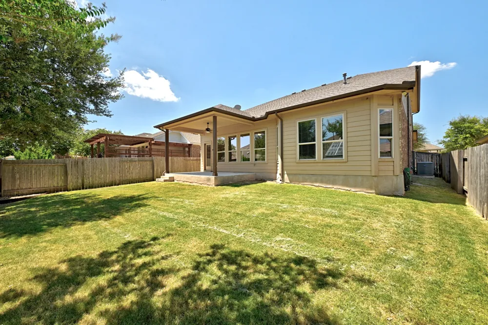 1217 Daylily Loop Georgetown, TX 78626