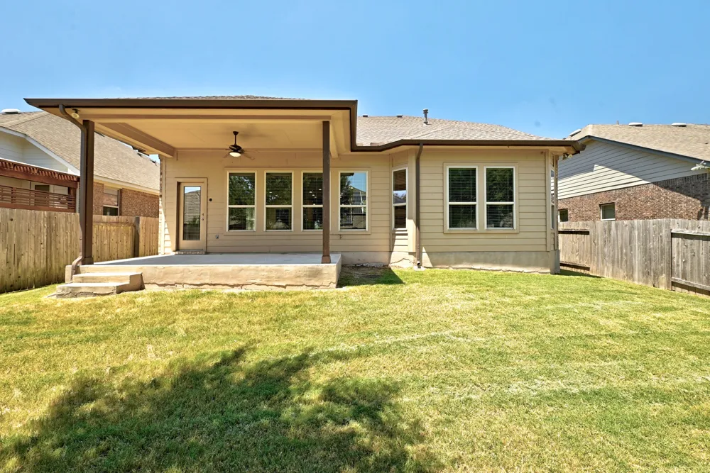 1217 Daylily Loop Georgetown, TX 78626