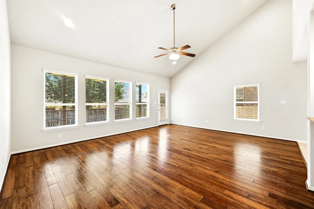 1217 Daylily Loop Georgetown, TX 78626