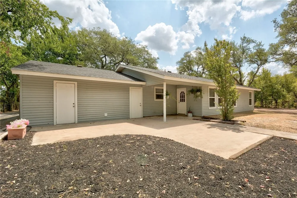 9911 Anderson Mill Road Austin, TX 78750