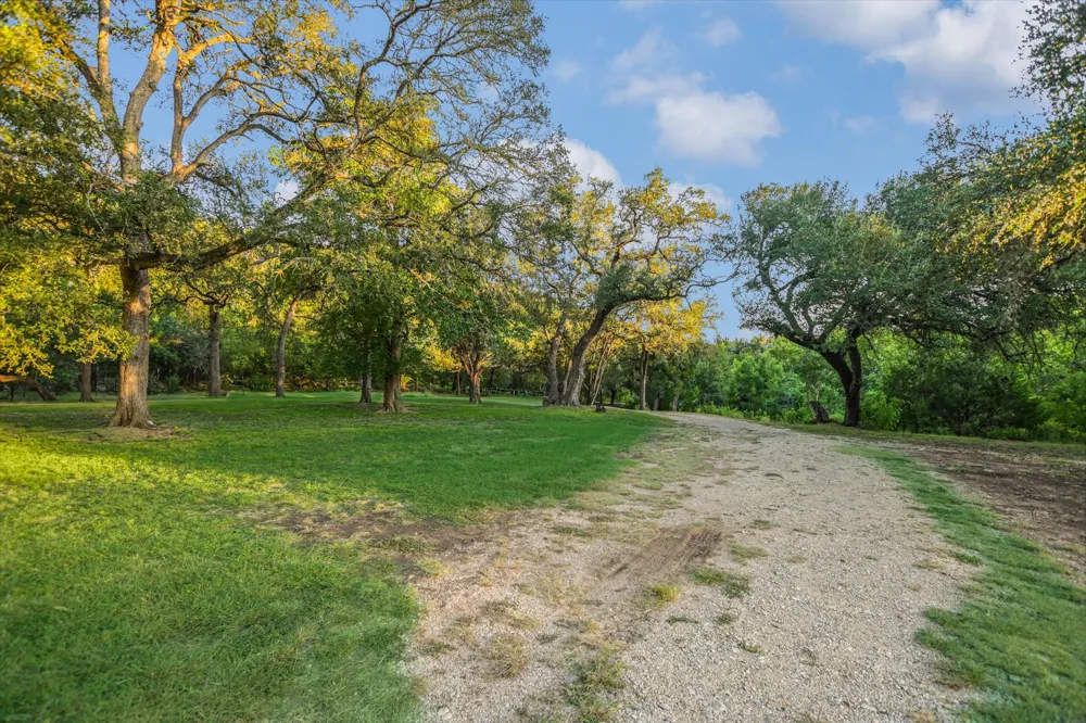 300 DEER LAKE ESTATES Wimberley, TX 78676