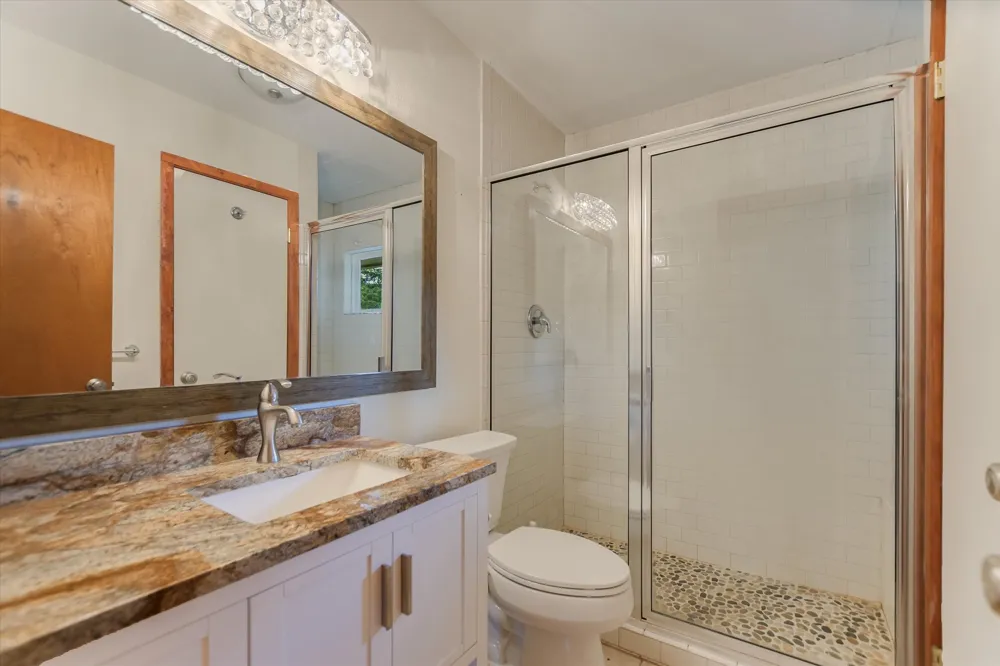 300 DEER LAKE ESTATES Wimberley, TX 78676