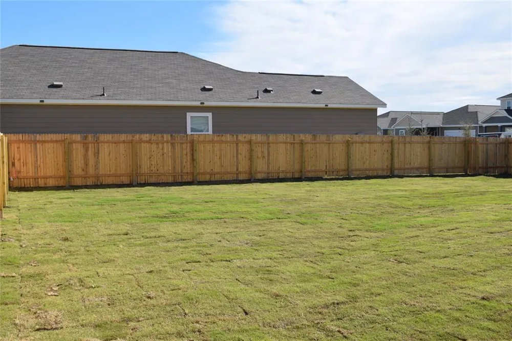 431 Robins Nest Lane Kyle, TX 78640