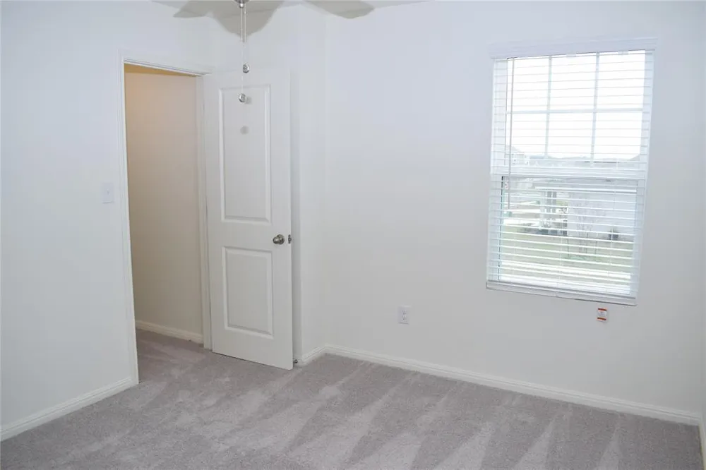 431 Robins Nest Lane Kyle, TX 78640