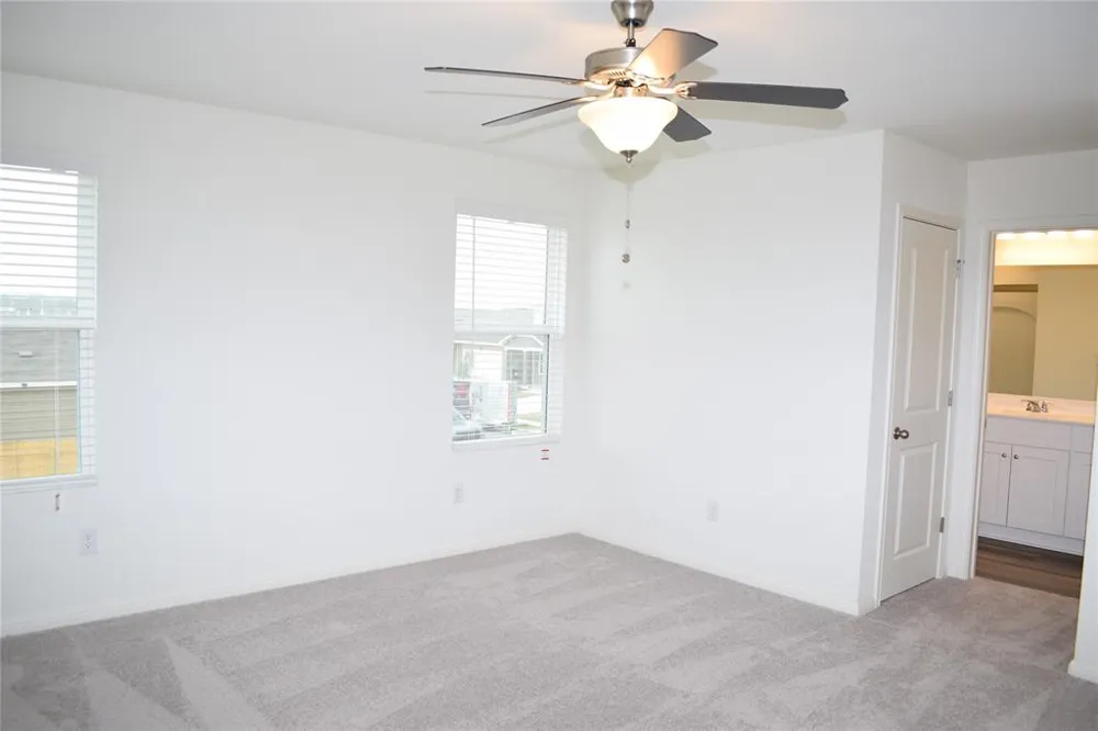 431 Robins Nest Lane Kyle, TX 78640
