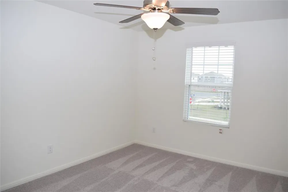 431 Robins Nest Lane Kyle, TX 78640