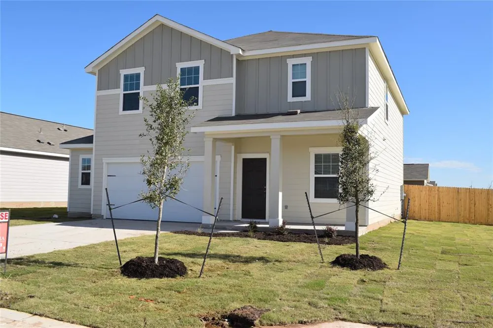 431 Robins Nest Lane Kyle, TX 78640