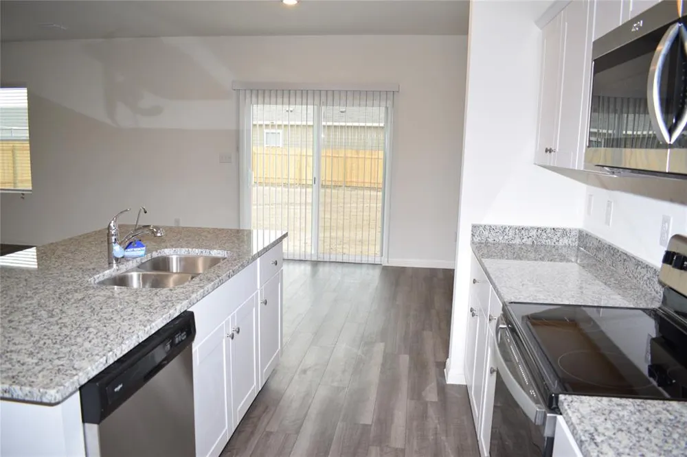 431 Robins Nest Lane Kyle, TX 78640